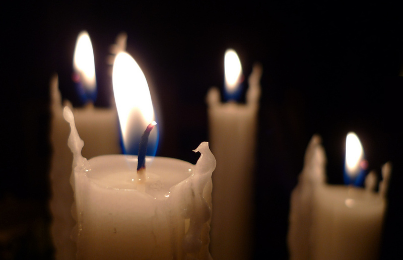 Flickr Häufig erleuchten bei den Roraten nur Kerzenlichter den Kirchenraum.